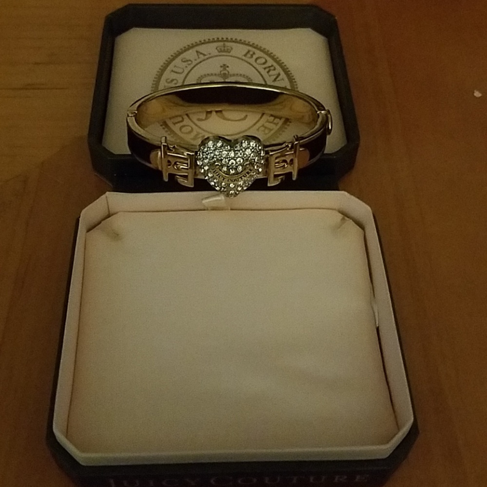 NIB/NWT Crystal Heart Juicy Bracelet